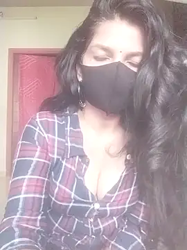 Snapshot of Shuttii_25 chatting on February 2026 04:02:02 AM Shuttii 25 online show from February 2026 04:02:02 AM