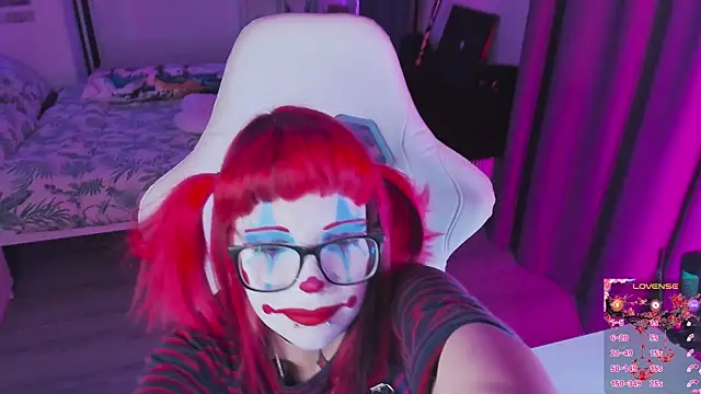 Yumi Youkai online show from October 2025 06:28:02 PM