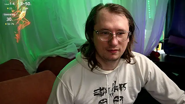 Claudia and elon  online show from April 2026 07:24:01 AM