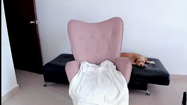 Snapshot of selene_king2 chatting on February 2025 05:50:01 PM selene king2 online show from February 2025 05:50:01 PM