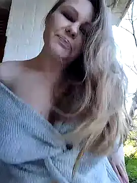 Snapshot of SexyMichellexo chatting on February 2025 09:37:01 AM SexyMichellexo online show from February 2025 09:37:01 AM