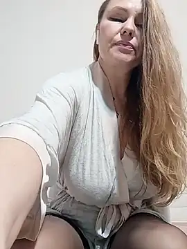 Snapshot of SexyMichellexo chatting on November 2025 10:21:02 PM SexyMichellexo online show from November 2025 10:21:02 PM