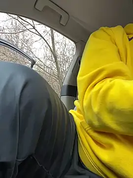 ElChapoGuzman95 online show from March 2025 12:02:02 PM