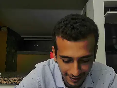 talktome4 online show from April 2026 11:24:01 PM