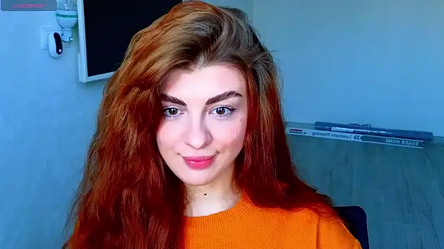  comefeelme  online show from February 2025 01:42:02 PM