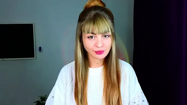  comefeelme  online show from November 2025 05:44:01 PM