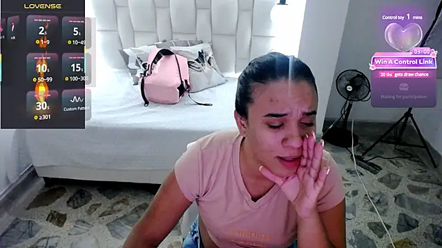 Snapshot of tiffany__pink chatting on March 2025 07:49:02 PM tiffany pink online show from March 2025 07:49:02 PM