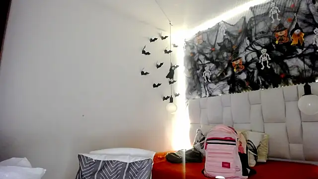 Snapshot of tiffany__pink chatting on October 2025 08:08:02 PM tiffany pink online show from October 2025 08:08:02 PM