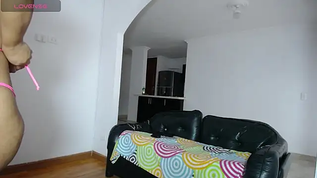 Snapshot of tiffany__pink chatting on November 2025 08:53:01 PM tiffany pink online show from November 2025 08:53:01 PM