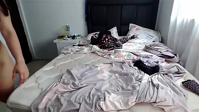 Snapshot of karinsex696969 chatting on January 2025 03:19:01 PM karinsex696969 online show from January 2025 03:19:01 PM