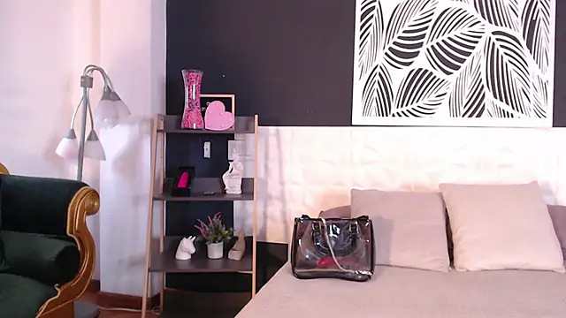 Snapshot of WildyTemping chatting on February 2025 07:21:01 PM WildyTemping online show from February 2025 07:21:01 PM