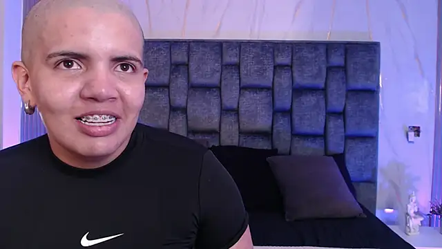 Snapshot of WildyTemping chatting on September 2025 08:42:01 PM WildyTemping online show from September 2025 08:42:01 PM