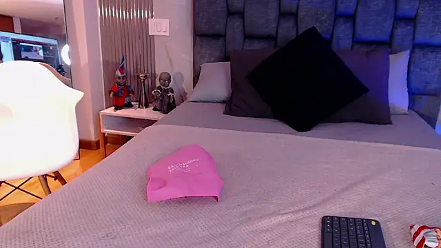 Snapshot of WildyTemping chatting on October 2025 07:36:02 PM WildyTemping online show from October 2025 07:36:02 PM