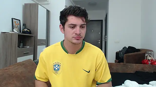 Snapshot of AndyFame chatting on February 2025 11:43:01 AM AndyFame online show from February 2025 11:43:01 AM