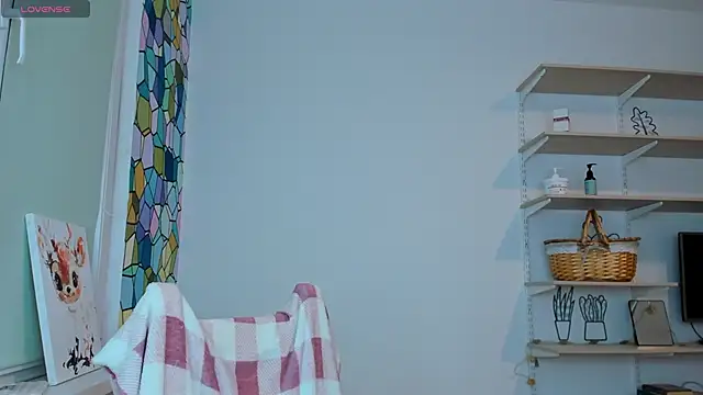 Peggy Beauty online show from November 2025 04:56:01 AM