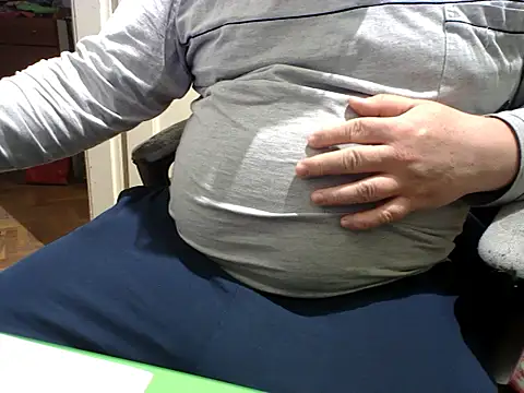 tipko123 online show from April 2026 04:12:02 PM