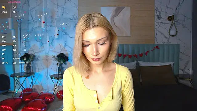 Snapshot of CarolReeves chatting on February 2026 04:35:01 PM CarolReeves online show from February 2026 04:35:01 PM