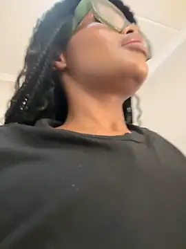 Neelo-Smith online show from February 2025 09:59:01 PM