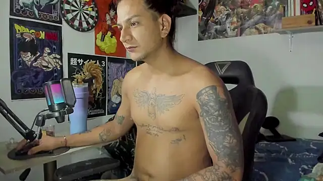 Snapshot of dariell_smokesexx chatting on July 2026 02:23:02 PM dariell smokesexx online show from July 2026 02:23:02 PM
