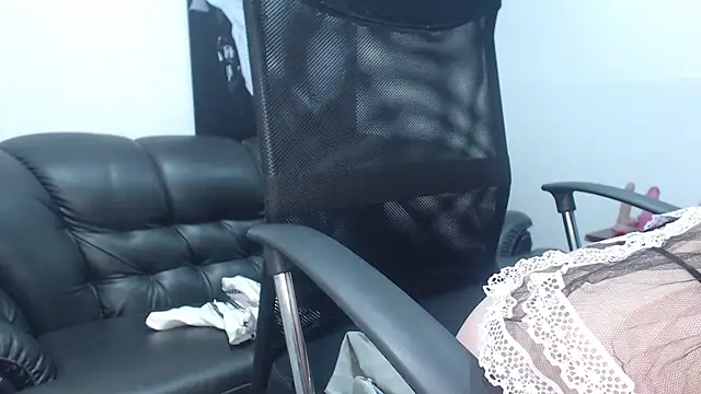 Snapshot of camilleDiaz16 chatting on October 2025 08:21:02 PM camilleDiaz16 online show from October 2025 08:21:02 PM