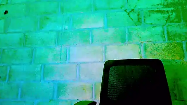 Snapshot of nzanizy chatting on January 2025 05:06:01 PM nzanizy online show from January 2025 05:06:01 PM