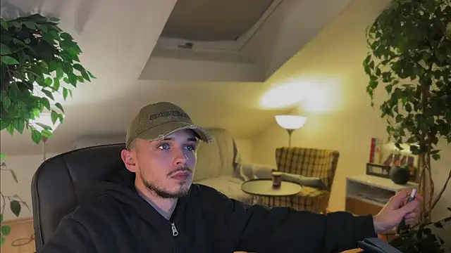 Snapshot of naked_psy chatting on November 2025 12:20:02 AM naked psy online show from November 2025 12:20:02 AM