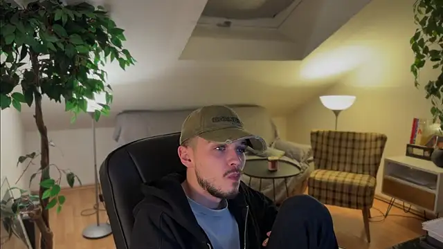 Snapshot of naked_psy chatting on November 2025 01:55:01 AM naked psy online show from November 2025 01:55:01 AM