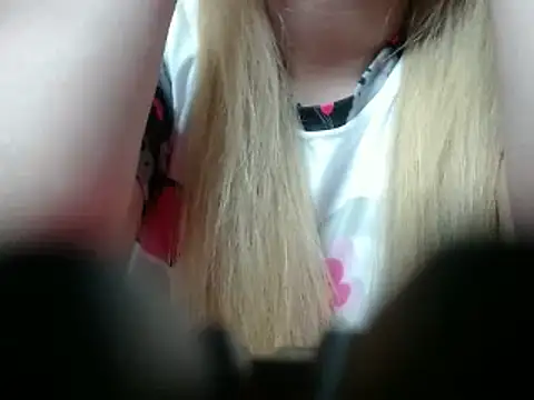 Snapshot of 69liamilk69 chatting on December 2024 04:20:01 AM 69liamilk69 online show from December 2024 04:20:01 AM