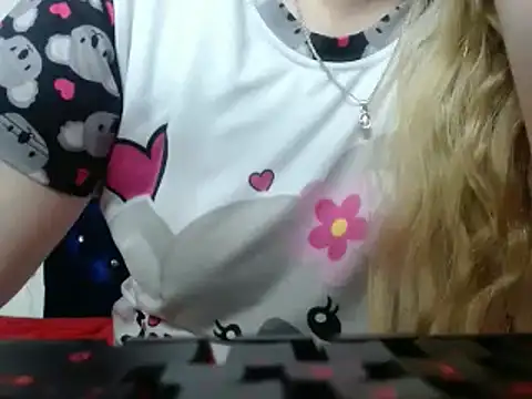 Snapshot of 69liamilk69 chatting on December 2024 03:22:02 AM 69liamilk69 online show from December 2024 03:22:02 AM