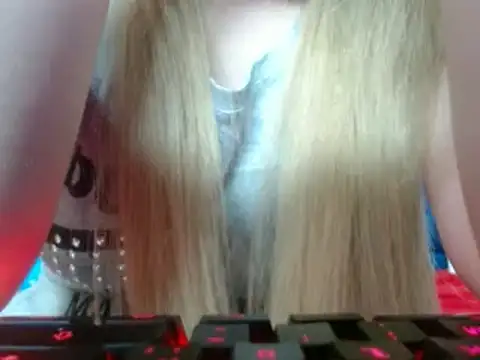 Snapshot of 69liamilk69 chatting on March 2025 06:20:02 AM 69liamilk69 online show from March 2025 06:20:02 AM