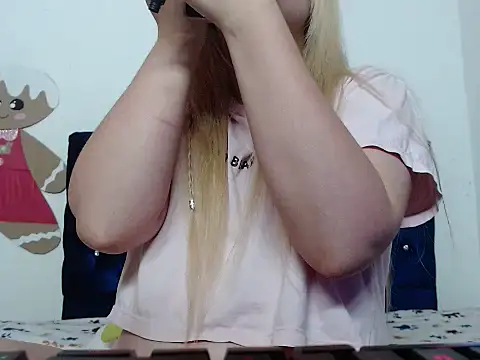 Snapshot of 69liamilk69 chatting on October 2025 04:26:01 AM 69liamilk69 online show from October 2025 04:26:01 AM