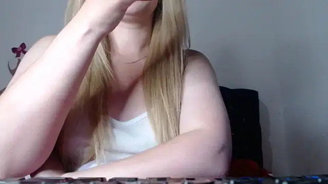 69liamilk69 online show from December 2025 05:36:02 AM