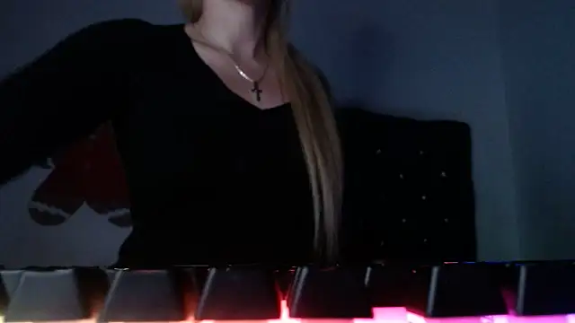 69liamilk69 online show from January 2026 05:10:02 AM