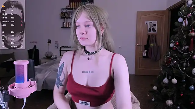 Snapshot of cyber_whore_ chatting on February 2026 04:35:01 PM cyber whore online show from February 2026 04:35:01 PM