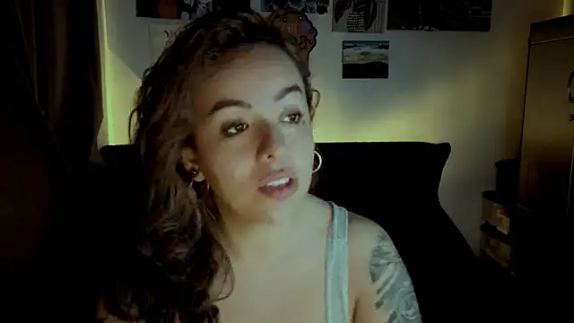 Snapshot of joan-star chatting on December 2025 10:08:02 AM joan-star online show from December 2025 10:08:02 AM