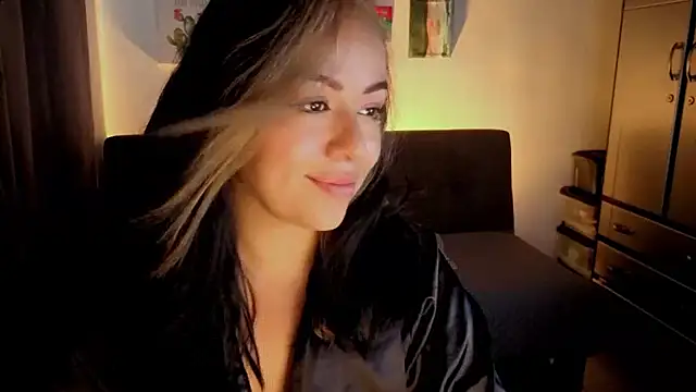 joan-star online show from February 2026 05:20:01 PM