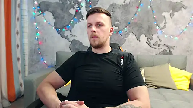 Snapshot of VikingChrisss chatting on January 2025 10:21:02 AM VikingChrisss online show from January 2025 10:21:02 AM