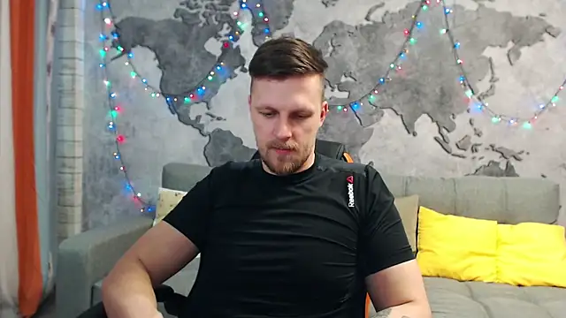 Snapshot of VikingChrisss chatting on January 2025 10:45:01 AM VikingChrisss online show from January 2025 10:45:01 AM