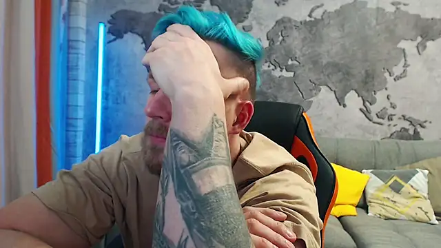 Snapshot of VikingChrisss chatting on February 2025 02:37:01 PM VikingChrisss online show from February 2025 02:37:01 PM