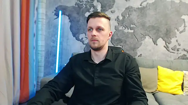 Snapshot of VikingChrisss chatting on March 2025 12:35:02 PM VikingChrisss online show from March 2025 12:35:02 PM