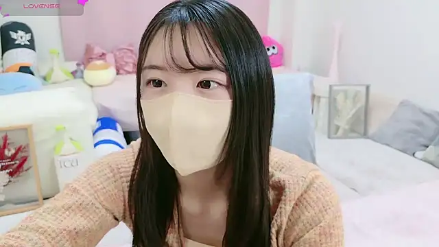 Snapshot of anchan_ chatting on December 2024 01:32:01 PM anchan online show from December 2024 01:32:01 PM