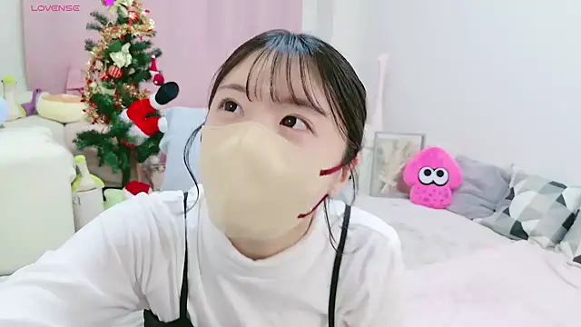 Snapshot of anchan_ chatting on December 2024 01:39:01 PM anchan online show from December 2024 01:39:01 PM