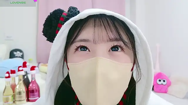 Snapshot of anchan_ chatting on December 2024 12:49:01 PM anchan online show from December 2024 12:49:01 PM