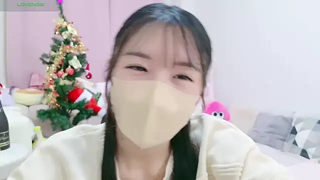 Snapshot of anchan_ chatting on December 2024 01:35:01 PM anchan online show from December 2024 01:35:01 PM