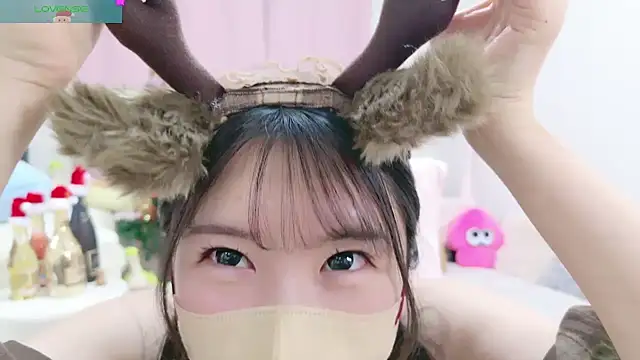 Snapshot of anchan_ chatting on December 2024 12:37:01 PM anchan online show from December 2024 12:37:01 PM