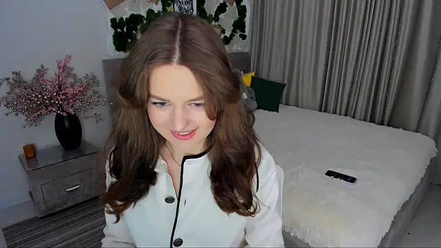 MiracleCurly online show from March 2025 07:31:02 PM