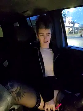 Snapshot of Lilmissvyx chatting on January 2025 03:40:02 PM Lilmissvyx online show from January 2025 03:40:02 PM