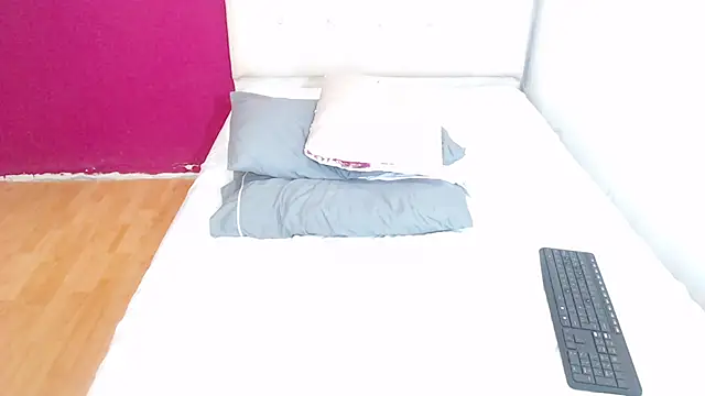 cock whisperer69  online show from December 2024 01:14:01 AM