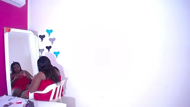 cock whisperer69  online show from February 2025 01:41:01 PM