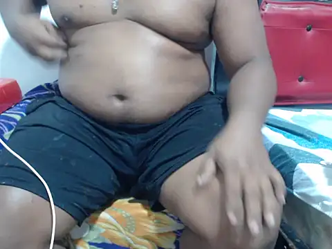 PONSE LATINO online show from October 2025 01:44:01 PM